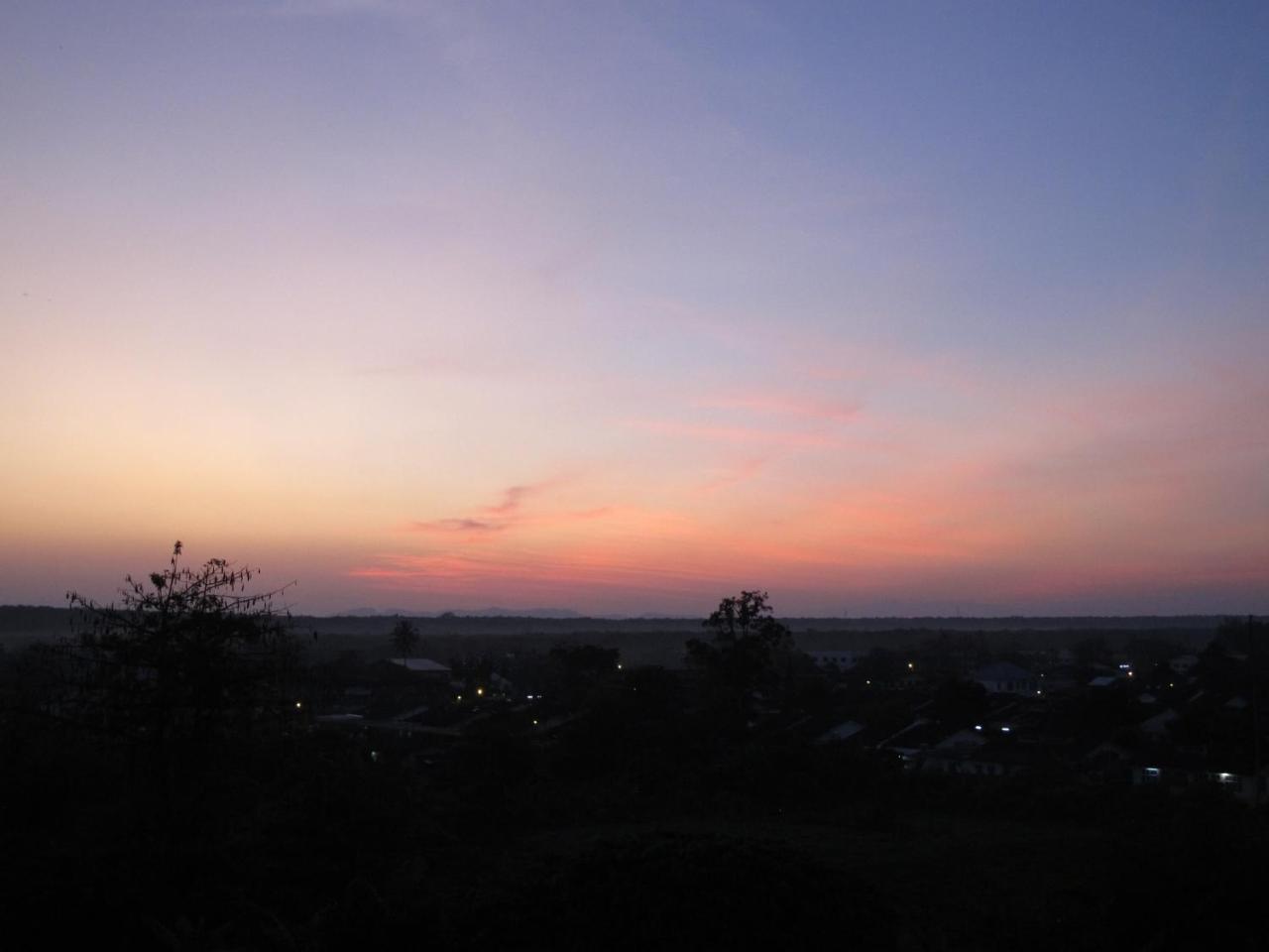 โรงแรมซูการาไม Kampung Gurun ภายนอก รูปภาพ